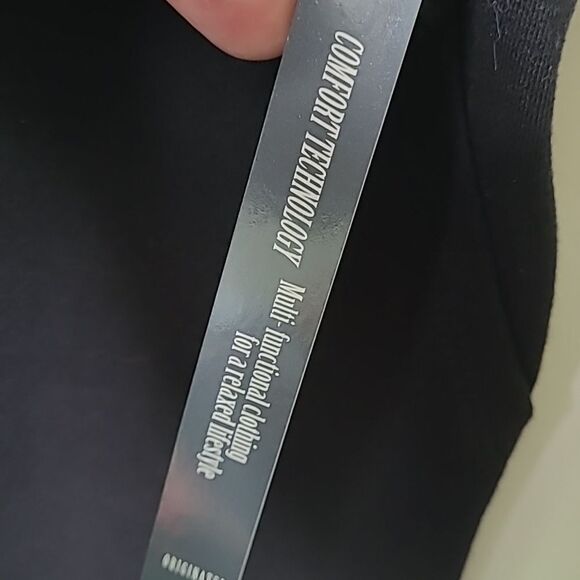 NEW PM RELAXED COMFORT TECH BLACK LIGHTWEIGHT CAPRI PANTS PETITE MEDIUM NWT - Picture 4 of 10